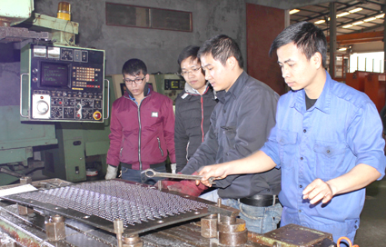 T2-Cong-ty-TNHH-co-dien.jpg